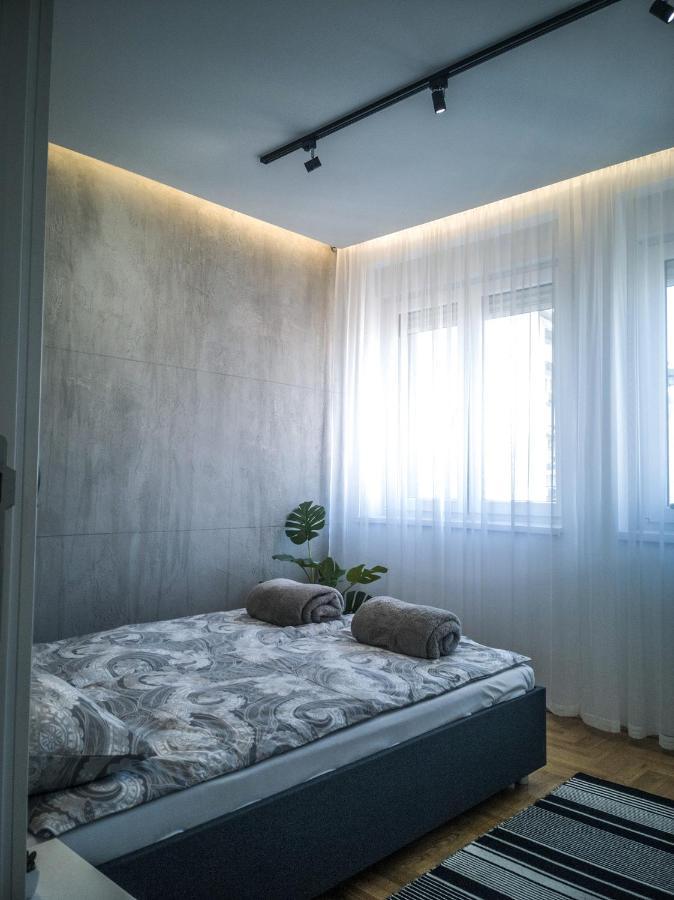 Raw Industrial City Apartment 苏博蒂察 外观 照片