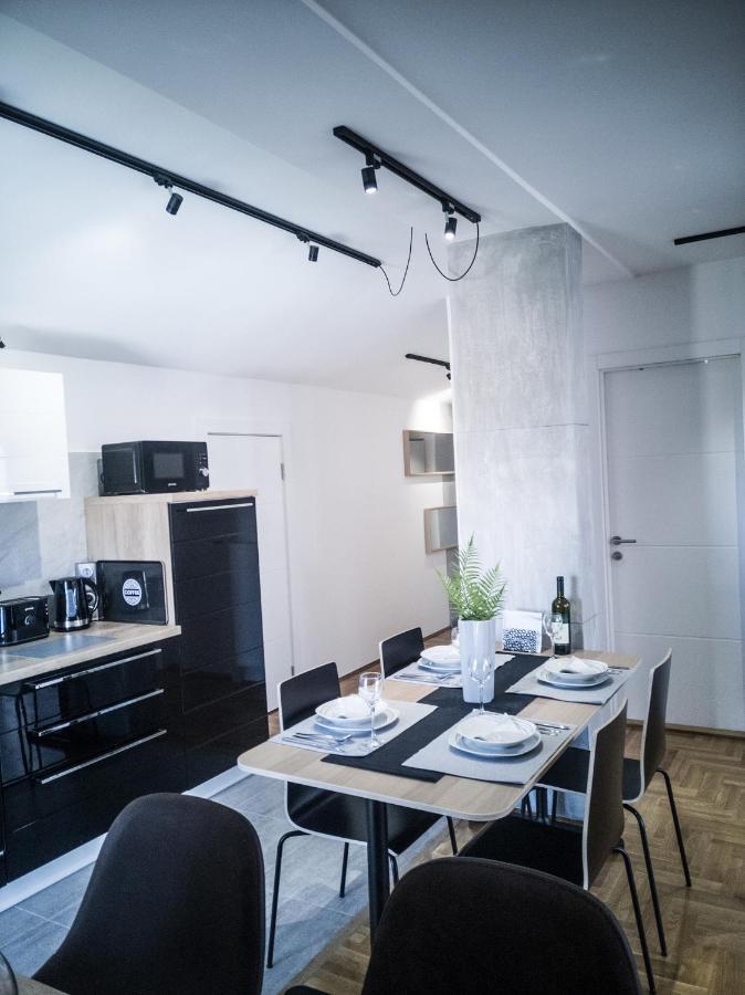 Raw Industrial City Apartment 苏博蒂察 外观 照片