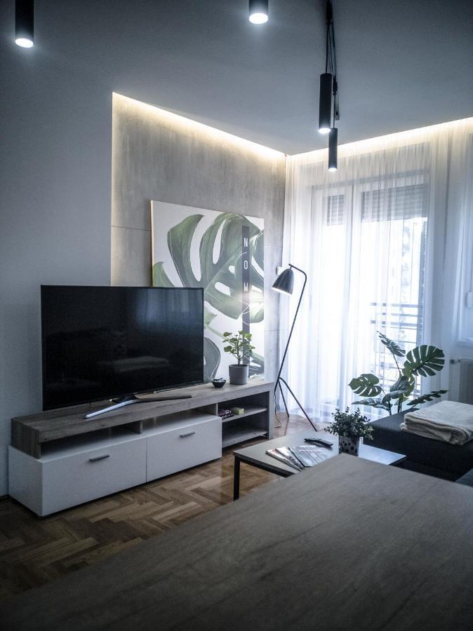 Raw Industrial City Apartment 苏博蒂察 外观 照片