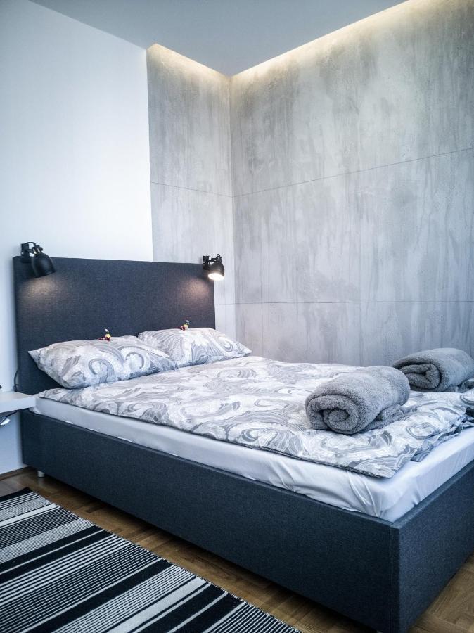 Raw Industrial City Apartment 苏博蒂察 外观 照片